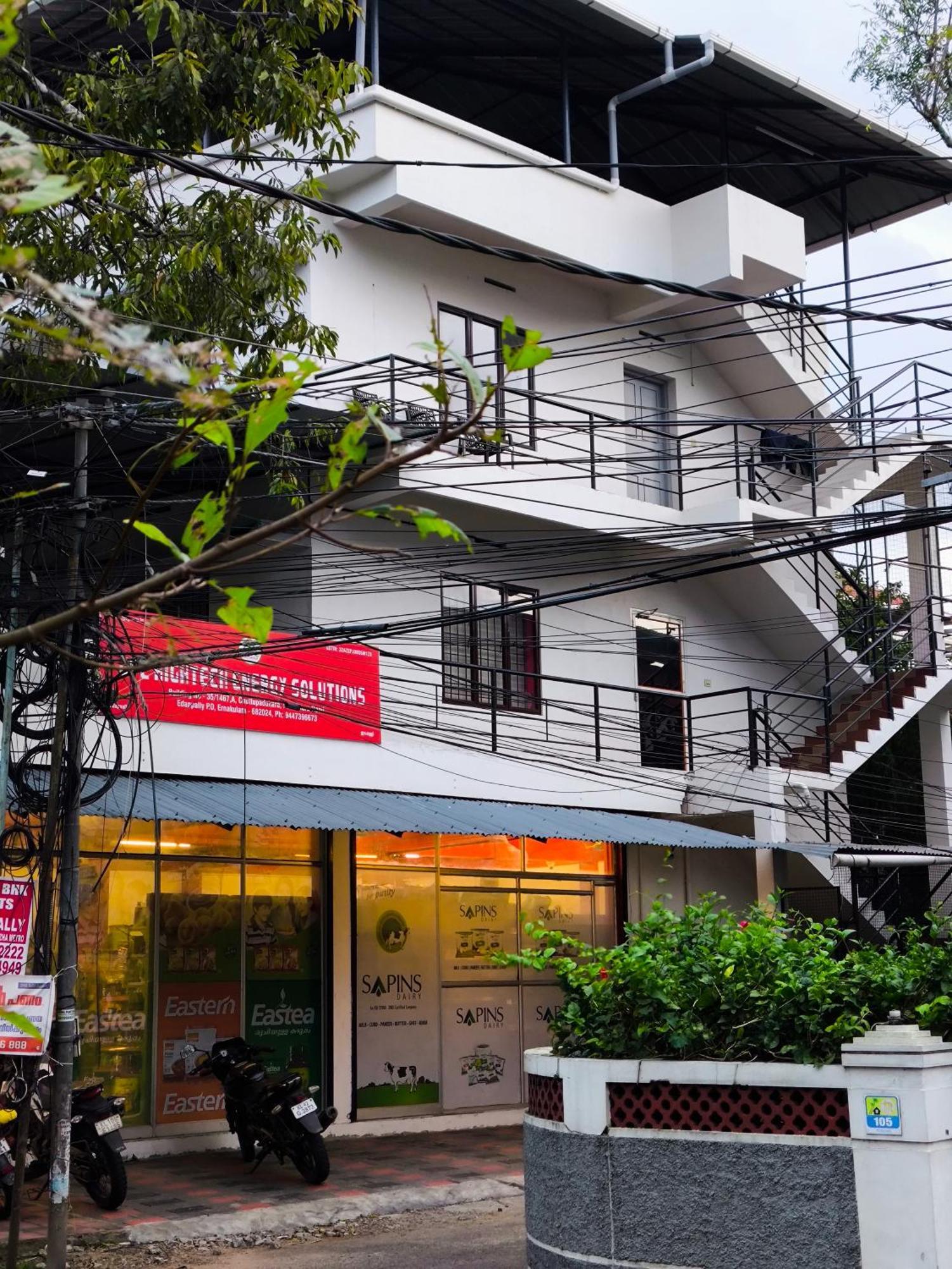 Hostel Stayzo Kochi Екстер'єр фото