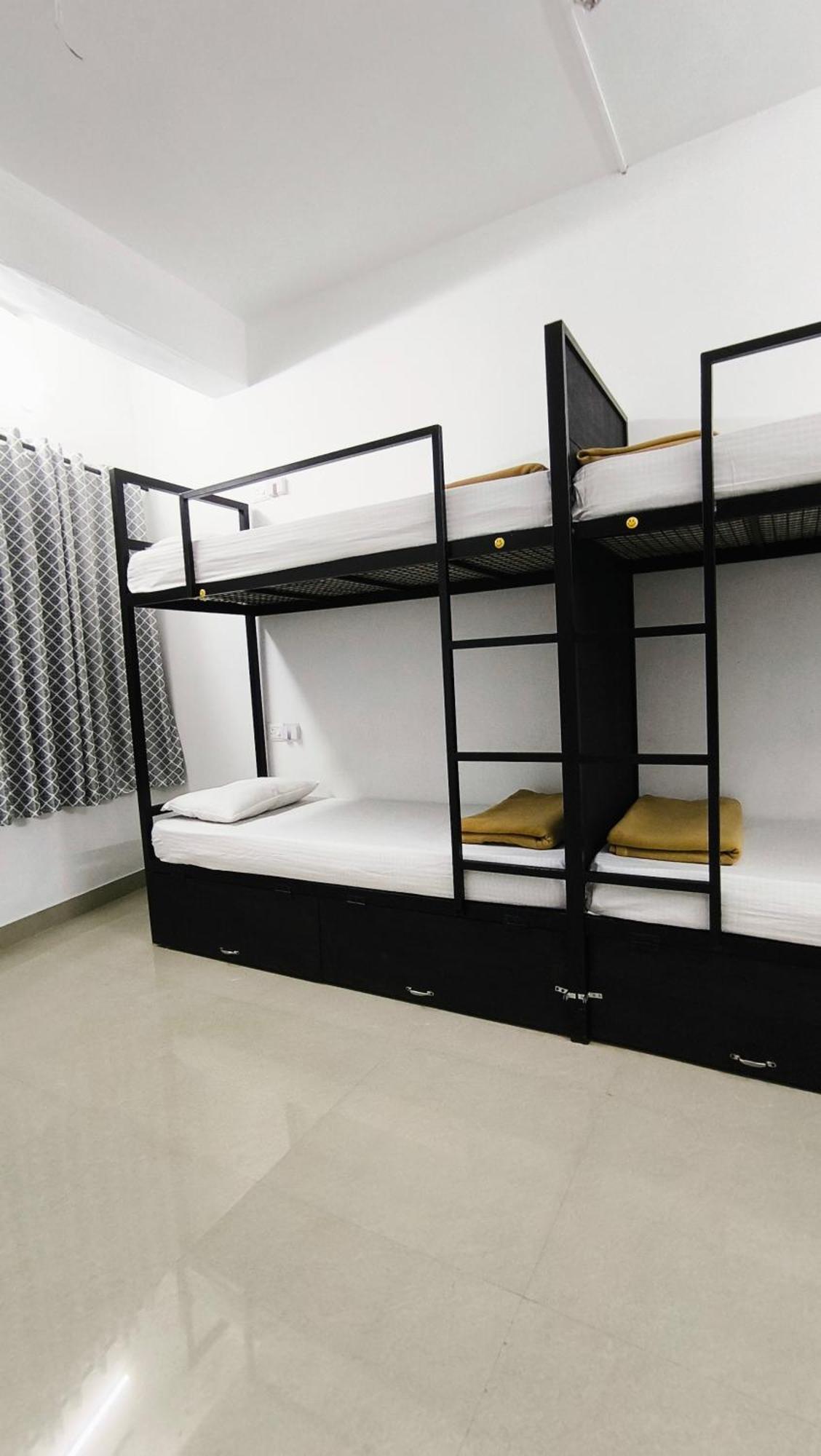 Hostel Stayzo Kochi Екстер'єр фото