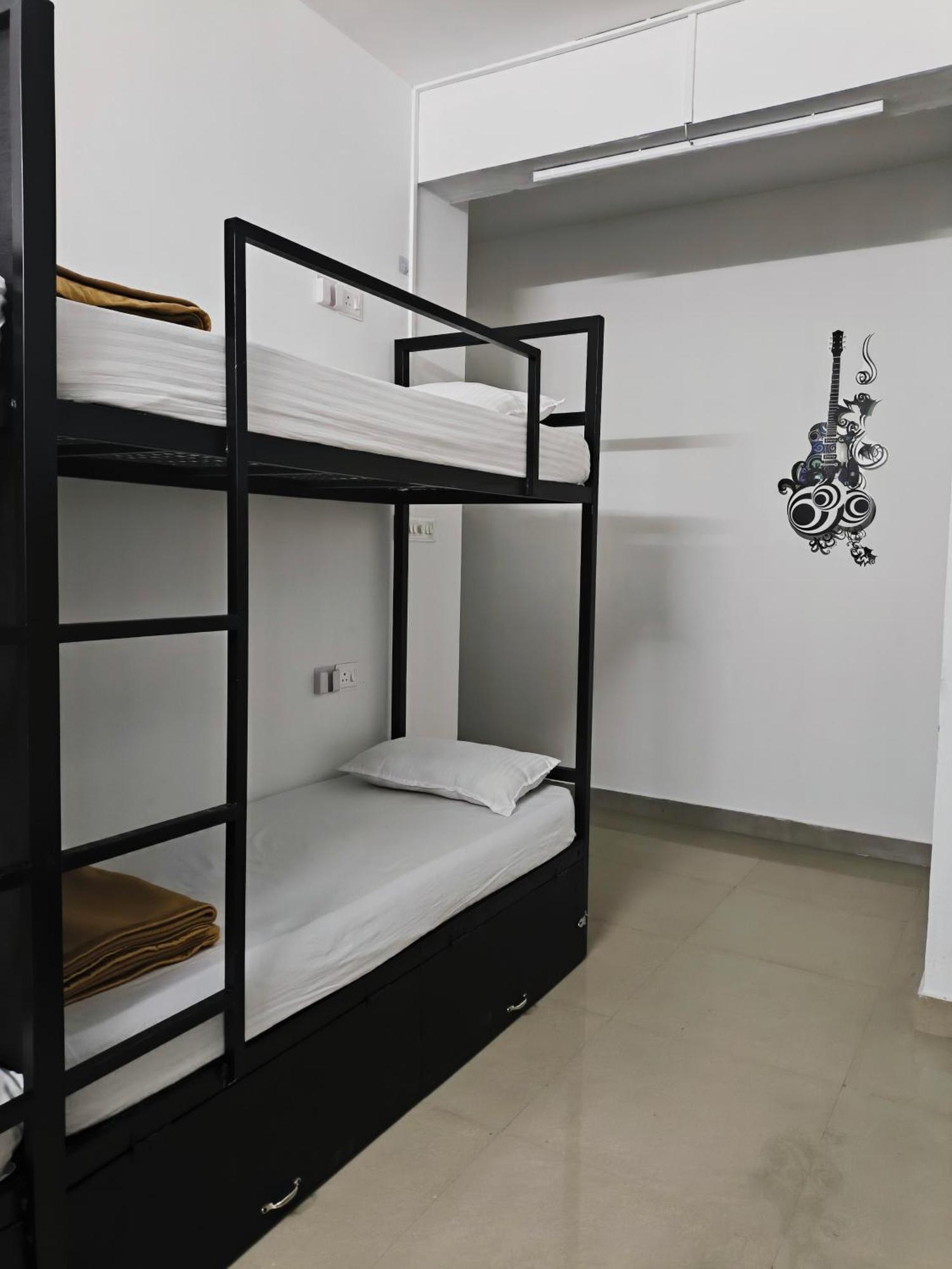 Hostel Stayzo Kochi Екстер'єр фото