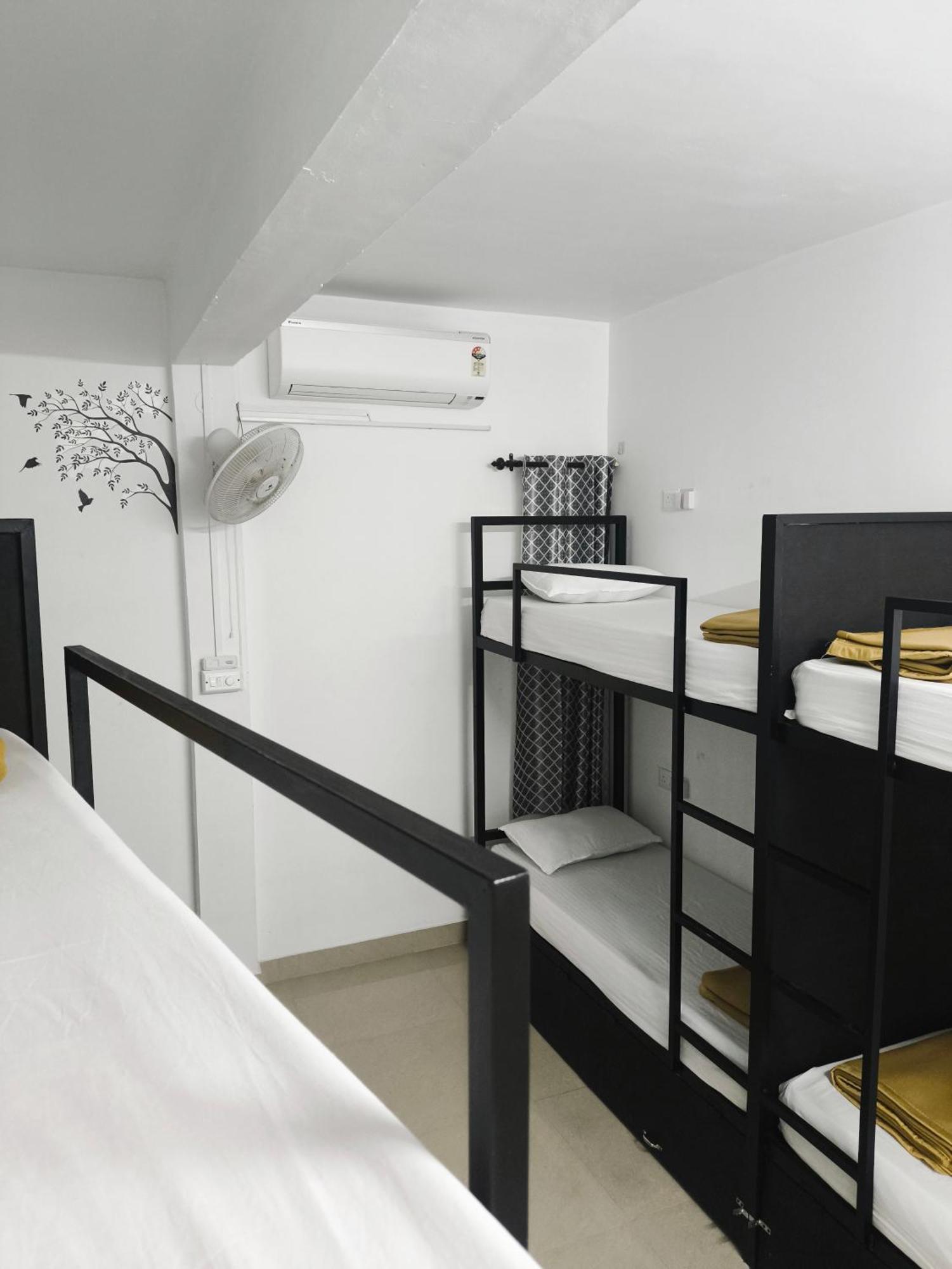 Hostel Stayzo Kochi Екстер'єр фото