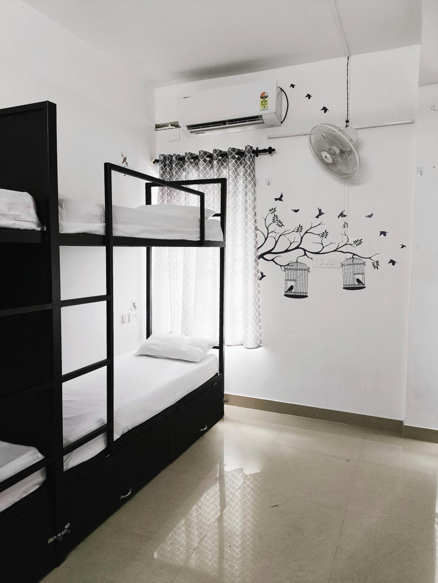 Hostel Stayzo Kochi Екстер'єр фото
